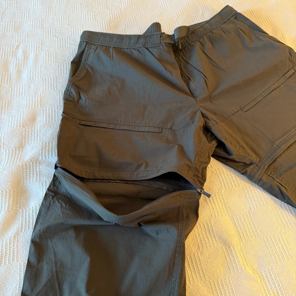 Bass Outdoor Men’s zip off convertible cargo pants xxl - Picture 2 of 7